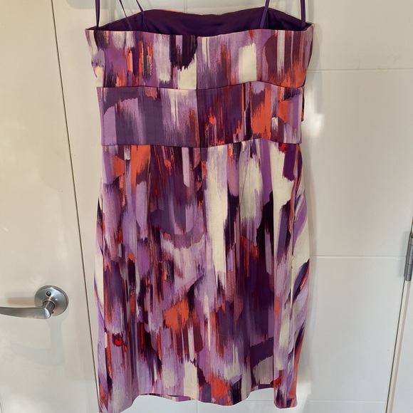 BCBG MAXANDCLEO. Size 4. Cocktail dress. Strapless. - Picture 2 of 4